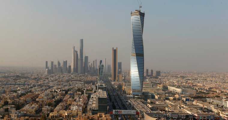 Saudi GDP rises 4.4% in late 2024 as non-oil sector drives recovery