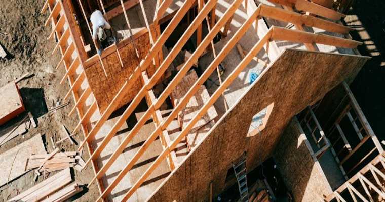 Residential construction falls 4%, driving overall U.S. spending to 2.2%